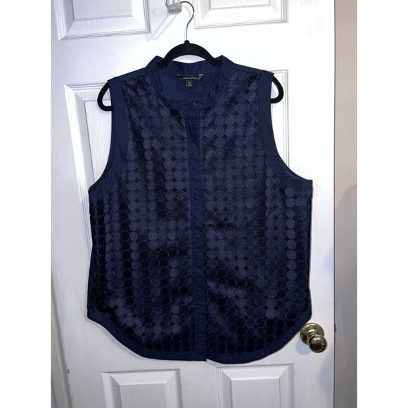 BANANA REPUBLIC Womens Navy Sleeveless Crochet Overlay Front Button Top - Picture 1 of 10